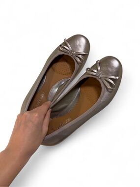 Clarks Metallic Taupe Bow Ballet Flats